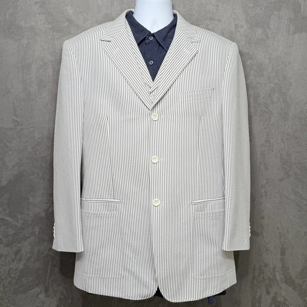 Mecca Men Seersucker Blazer and Vest Set Gray White Striped 3 Button Suit Jacket